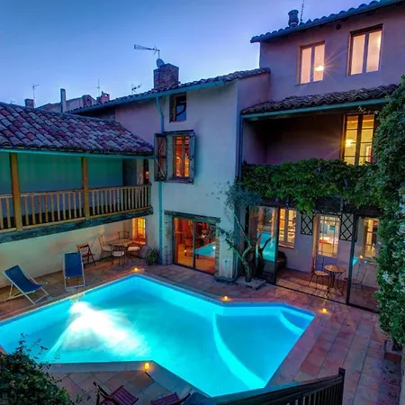 Sleeps 6 Pool Wifi Gaillac