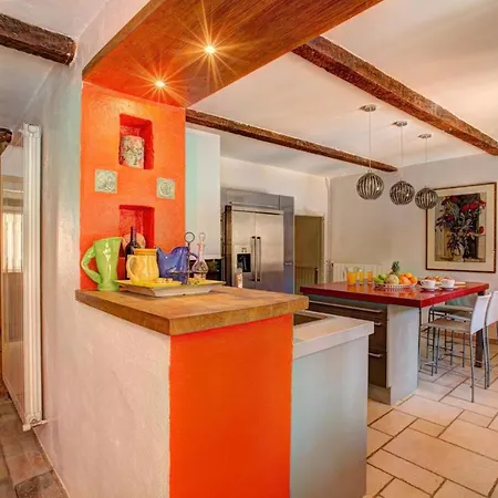 Sleeps 6 Pool Wifi *