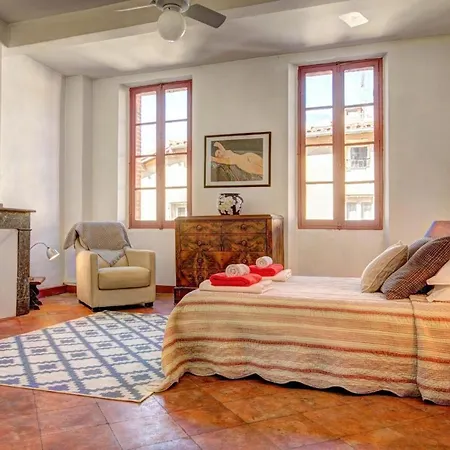 Sleeps 6 Pool Wifi Villa