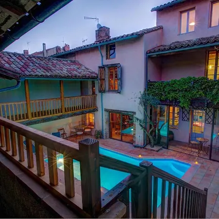 Sleeps 6 Pool Wifi * Gaillac