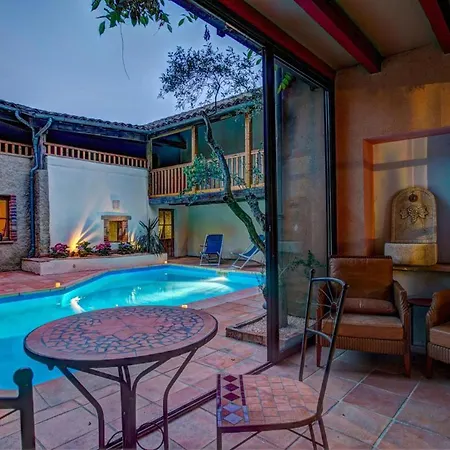 Sleeps 6 Pool Wifi Gaillac